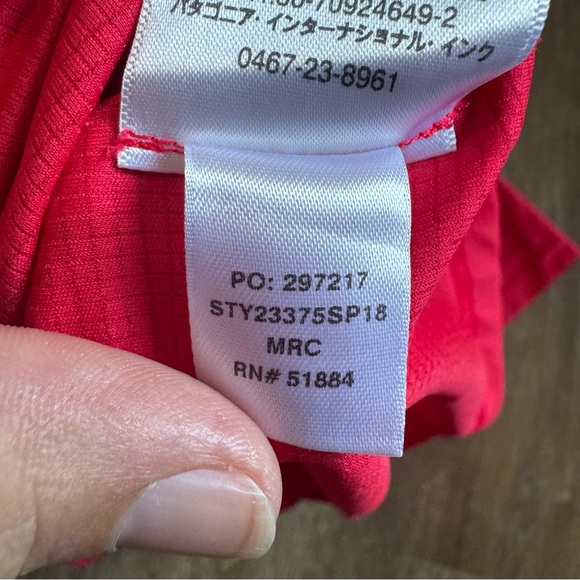 Patagonia W's Short-Sleeved Windchaser Shirt - Picture 7 of 8